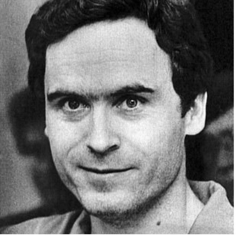 Ted Bundy: Real Story of a Brutal Serial Killer,An Erotic Phycopath. Who seemed to be an Intelligent Gentelman to American Society [With Original Videos].